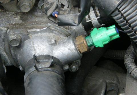 Sirion Yrv Engine coolant sensor K3 VE Models Daihatsu  